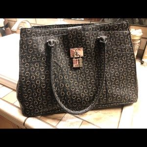 Guess purse Black and Tan
